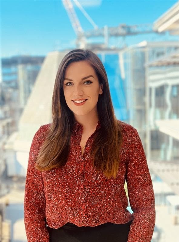Kirsty Tutton Headshot Fintech